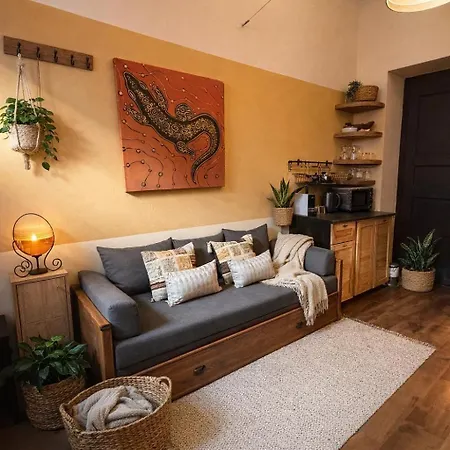 Cozy Private For Couples & Solo Travelers